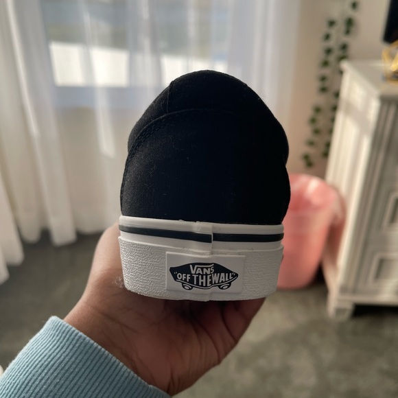 Old School Vans , in size 8.5 Ws - Picture 6 of 6